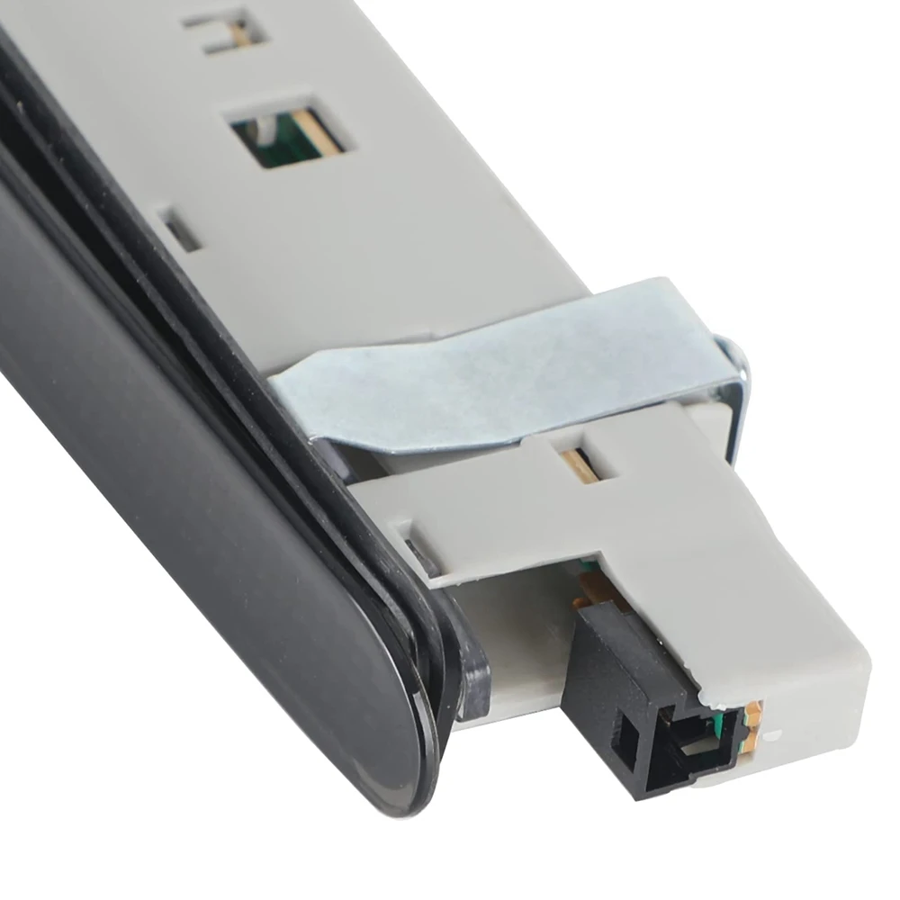 

A00E-Car 3RD Rear Third Brake Stop Light Lamp Tail Light For Mercedes Benz C-Class W203 Sedan & AMG 2001-2007 A2038201456