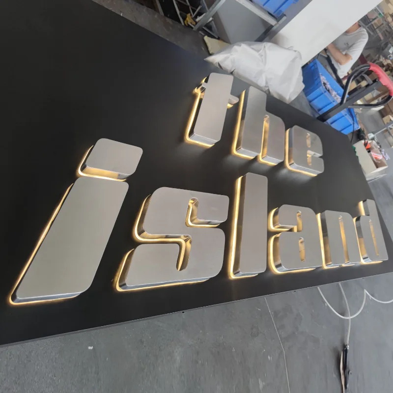 Customized Outdoor Gold Color Stainless Steel Back Lit Wall Signboard, Halo Lighting Company Logo Name Hotel LED Letters Signs
