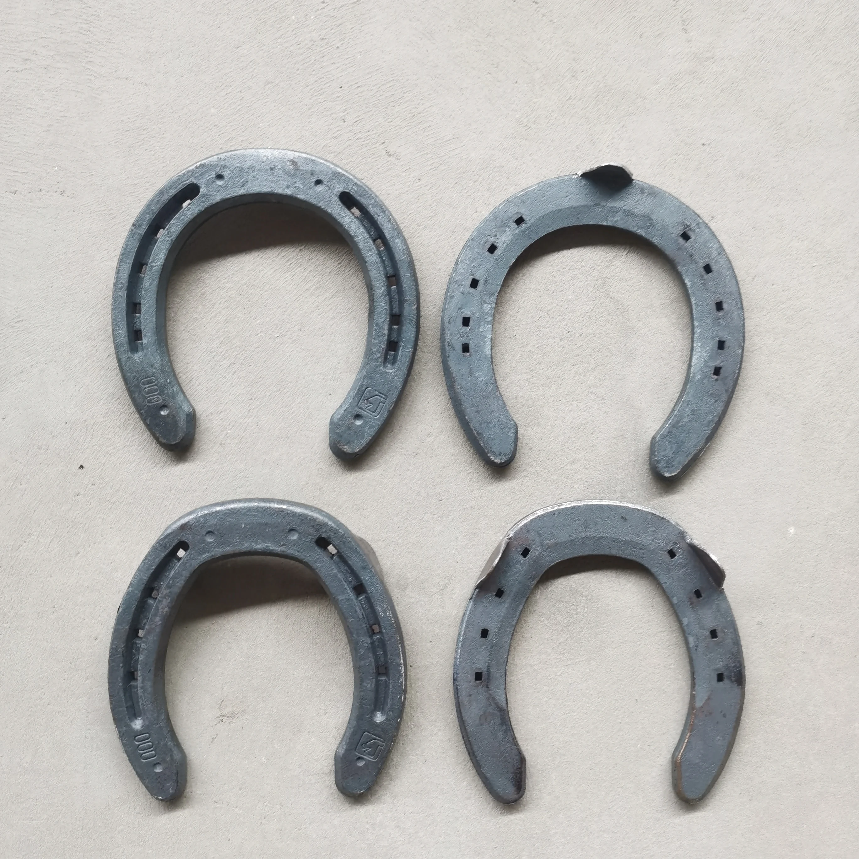 Horseshoe Forged Steel Obstacle Shoe, A Set Of four: two Front,  2  Hinds