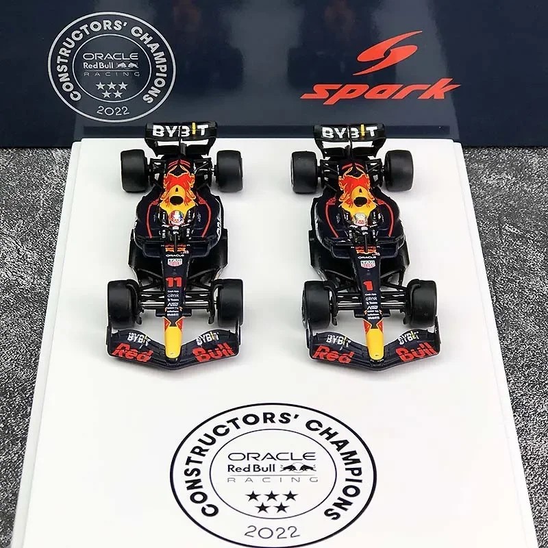 1:64 Red Bull F1 2022 5 Championship Commemorative two-car set Y249 resin miniature simulation model, adult decoration, boy toy