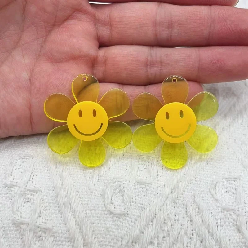 10pcs Cartoon Colorful Smile Face Flower Charms Acrylic Embellishment Pendant For Hairpin Scrapbooking diy Jewelry Accessorie