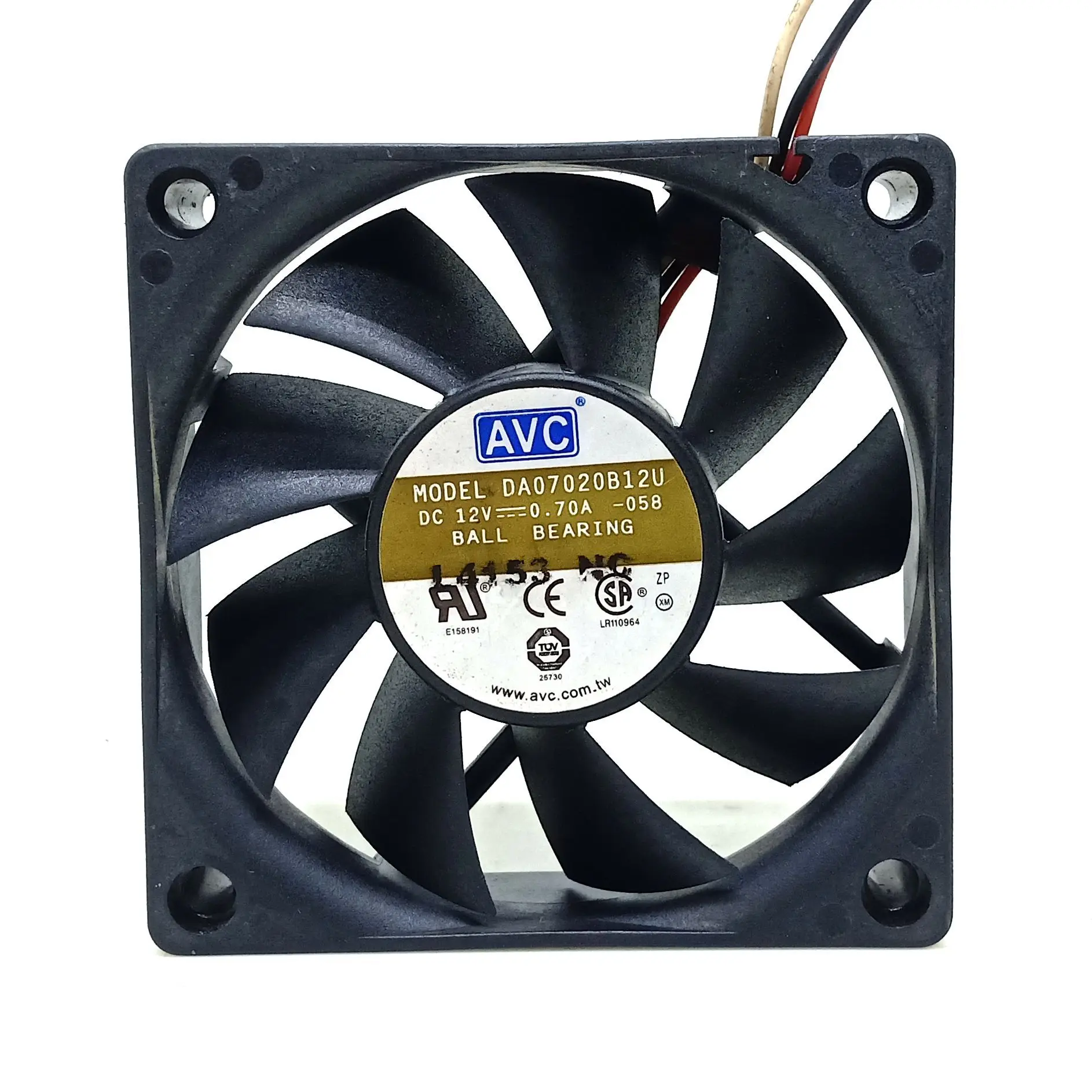 70mm pc cooling fan 7020 fan DA07020B12U 12V dual ball high volume CPU case fan 7CM