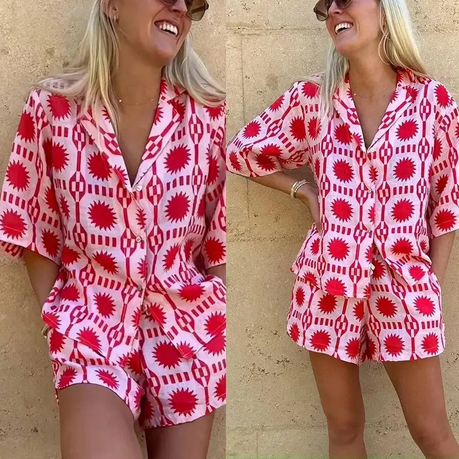 

Europe Spring and Summer New Lapel Short-sleeved Pocket Set INS Casual Relaxed Vacation Two-piece Women