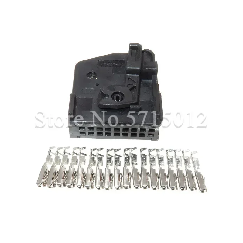 18 Hole Car Air Conditioning Panel Plug Automotive Amplifier Wire Socket For VW BMW
