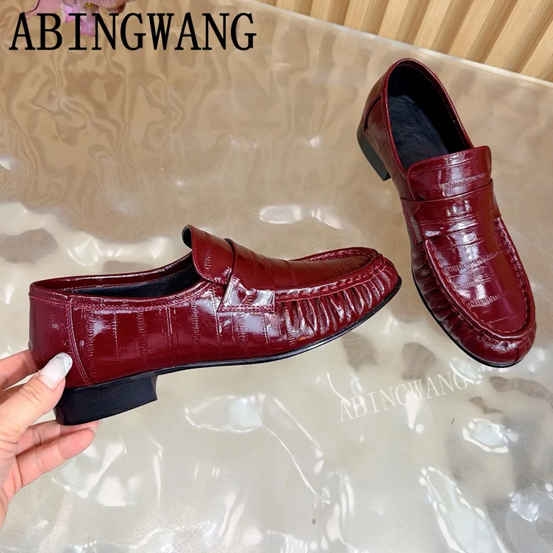 

Top Quality Women Genuine Leather Square Heel Trainers Slip On Thin Sole Female Shoes Outside Walking Sneakers Shoes