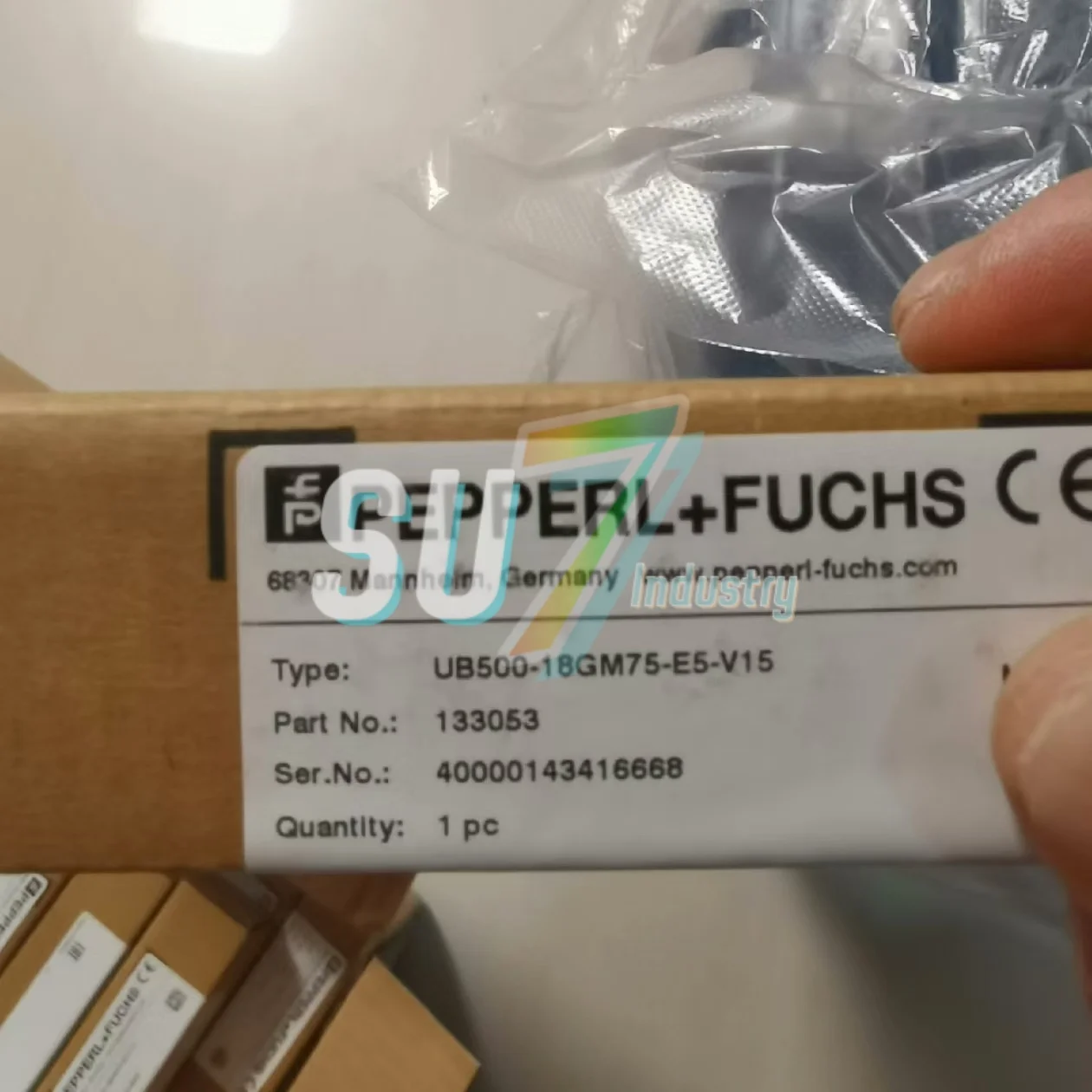 UB500-18GM75-E5-V15 UB500-18GM75-E6-V15 超音波センサー 新品在庫あり