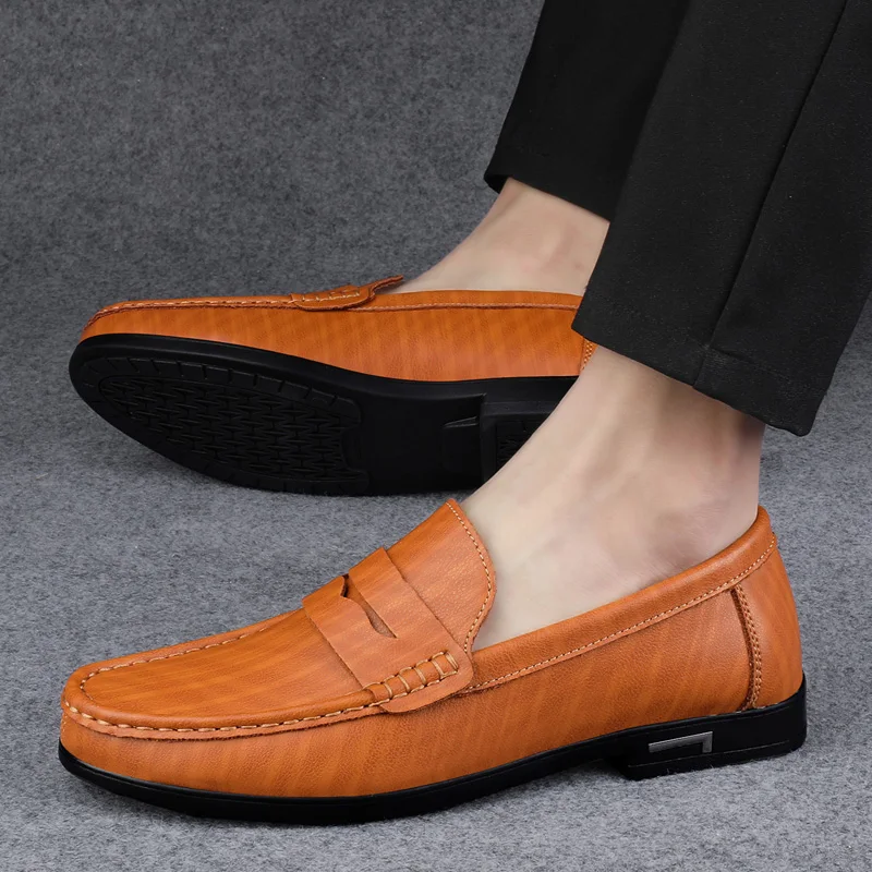 Designer Men Casual Shoes Fashion Men Shoes Genuine Leather Men Loafers Moccasins Slip on Men\'s Flats Male Driving Shoes 2022