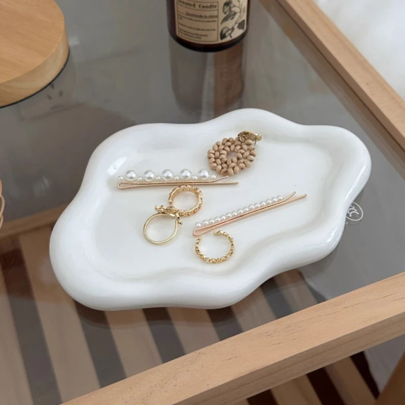 Jewelry Dish Creative Cloud Shape Ceramic Plate Carving Plaster Decoration Watch Keys Tray Holder Household Storage