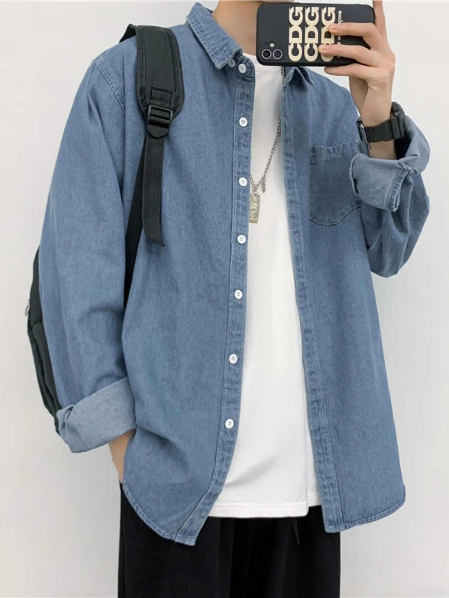 

Модная джинсовая рубашка с длинным рукавом для мужчин, повседневная свободная рабочая куртка большого размера с пуговицами, не требующая глажки, осенняя одежда