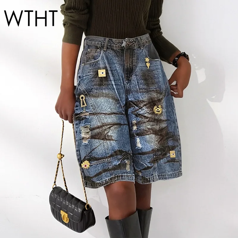 WTHT Vintage Women's Metal Buckle Decoration Hole Denim Shorts Fashion Washed Gradient Summer 2026 Short Pants Female 1LS3044