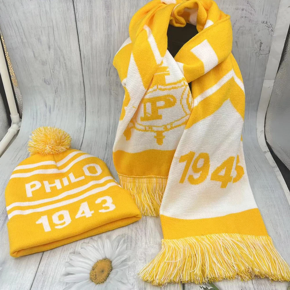 Philo 1943 yellow and white knitted scarf and hat set