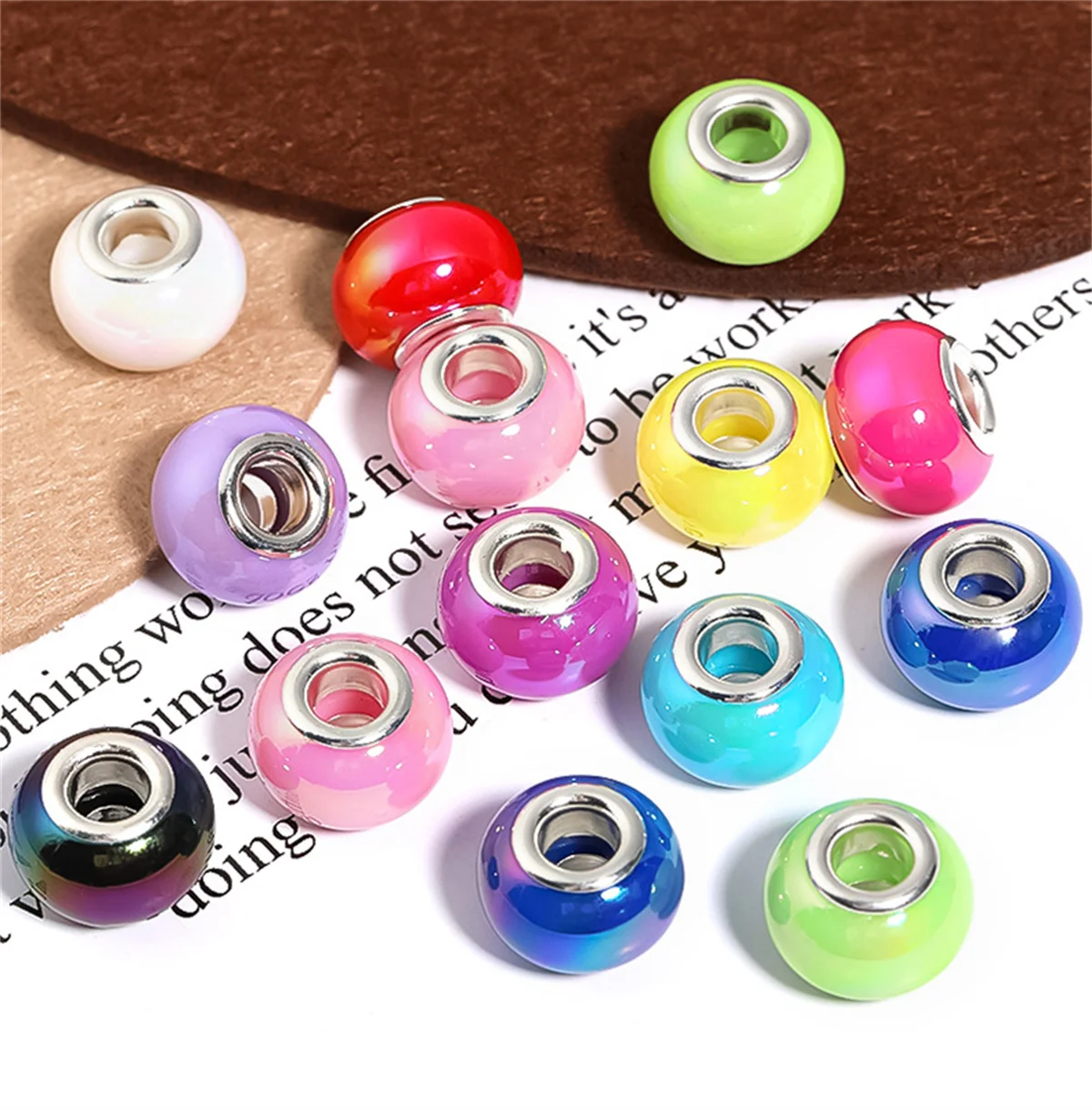 14 mm Fashion Solid Arcylic Beads Transparent Flat Round Beads DIY Clothing Phone Chain Beads Wholesale Accessorics