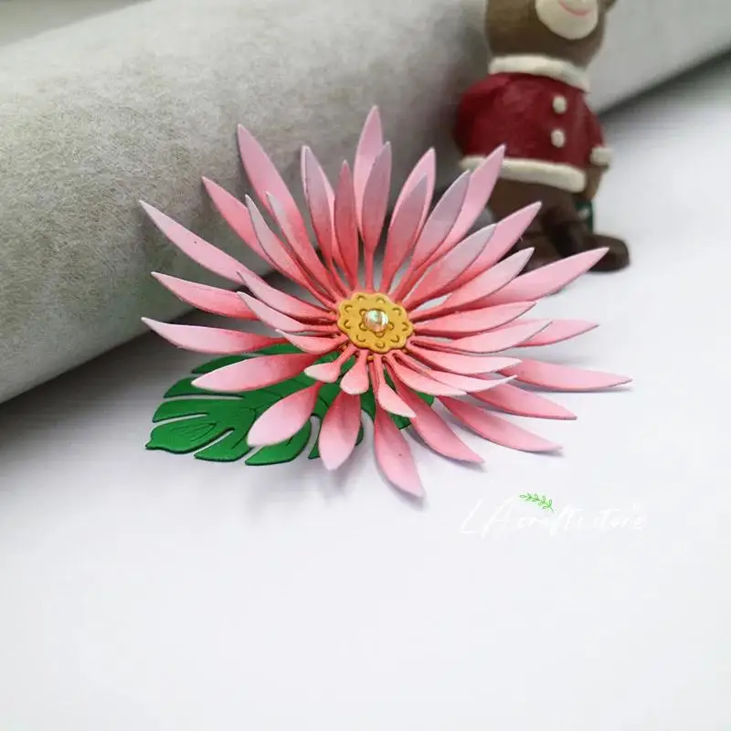 Flower Cutting Dies For Scrapbooking New Arrival Greeting Card DIY Autumn Decoration Album Cover Embossing Craft Die Cut