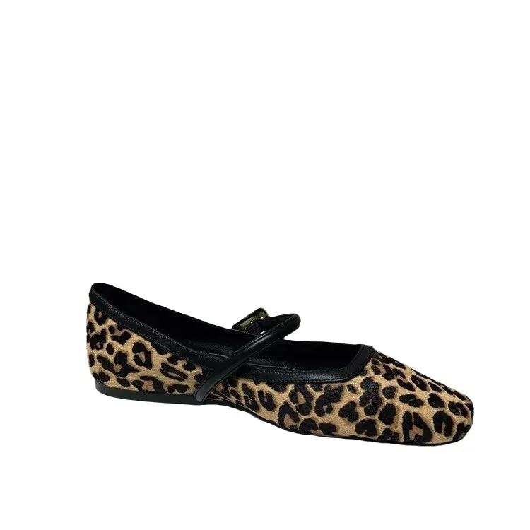 2024 scarpe basse da donna di nuova moda punta tonda con stampa leopardata scarpe Casual da donna traspiranti Slip-on Outdoor Soft Mary Jane Shoes