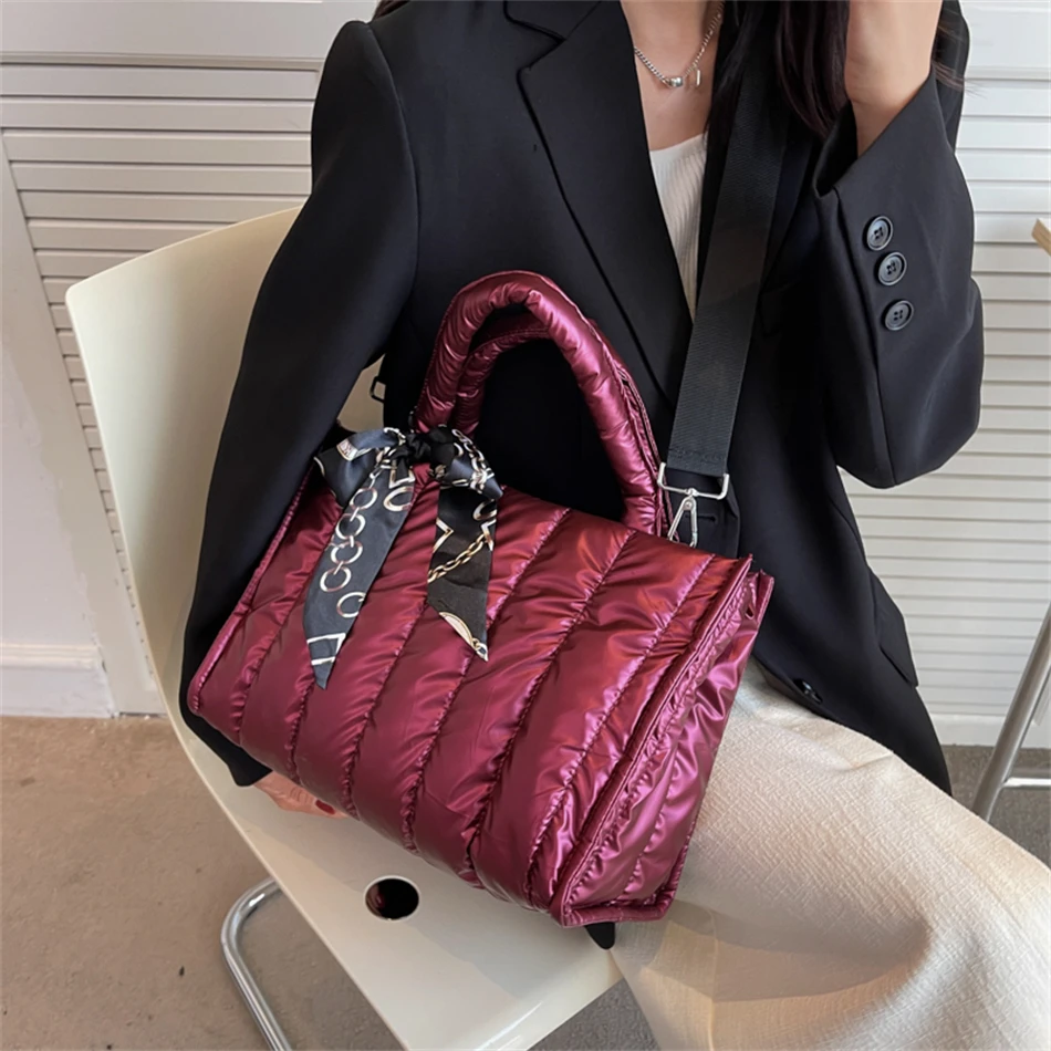 Elegante Damen-Tragetasche mit Seidenschal-Akzent, gesteppte Umhängetaschen für Damen, lässig, einfarbig, gepolstert, Damen-Umhängetasche – Detail 8