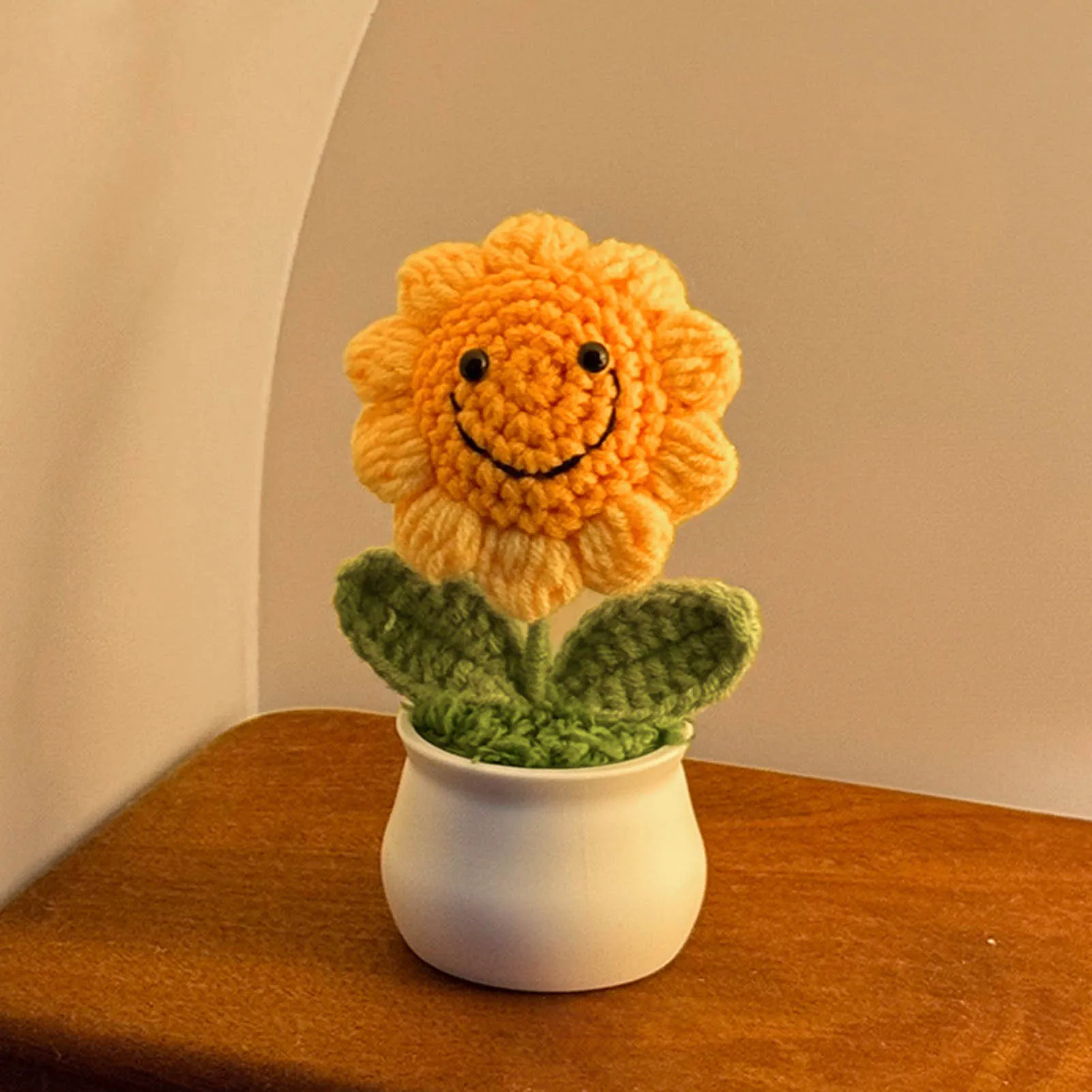 Handgefertigter gehäkelter Sonnenblumenstrauß, Auto-Innendekoration, Stricken, Topfblume, kreatives Handwerk, Geburtstagsgeschenk für Frauen und Kinder – Detail 6