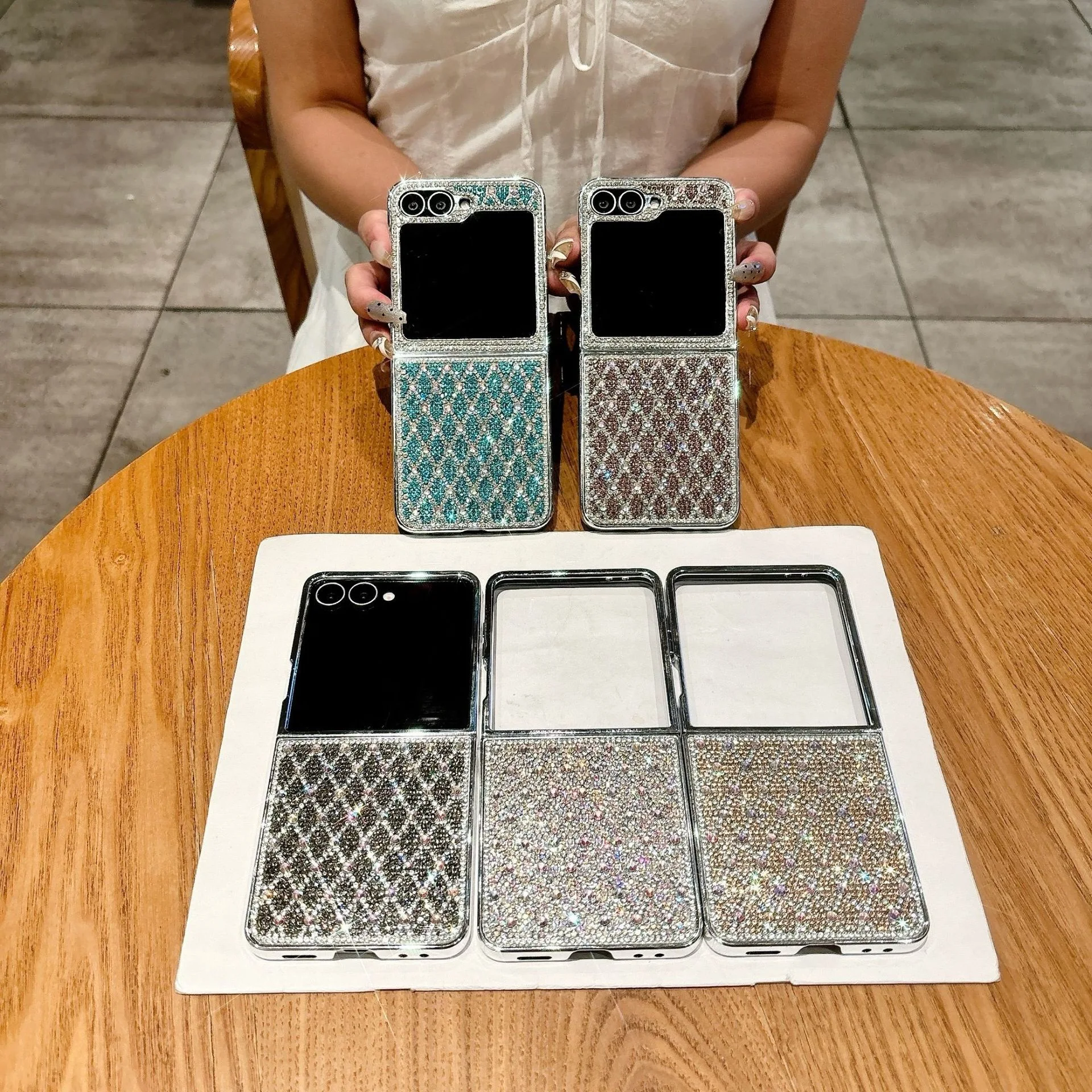 

Electroplated Diamond Phone Case For Samsung Galaxy Z Flip 7 6 5 4 Protective Back Cover For ZFlip5 ZFlip6 ZFlip7 Case Shell