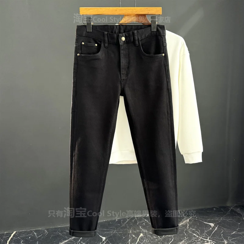 

Autumn and winter velvet black jeans for men, high-end stretch slim fit anti fading denim, fashionable light luxury warm pants