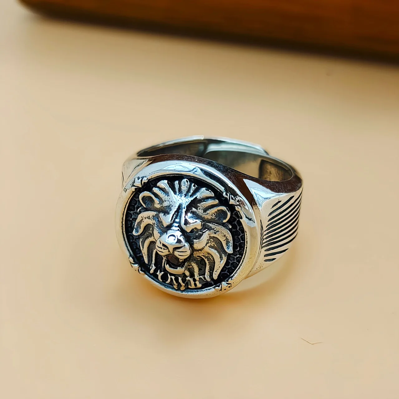 

S925 sterling silver european and american style retro male lion head ring domineering index finger stylishtrendyhip hop ring