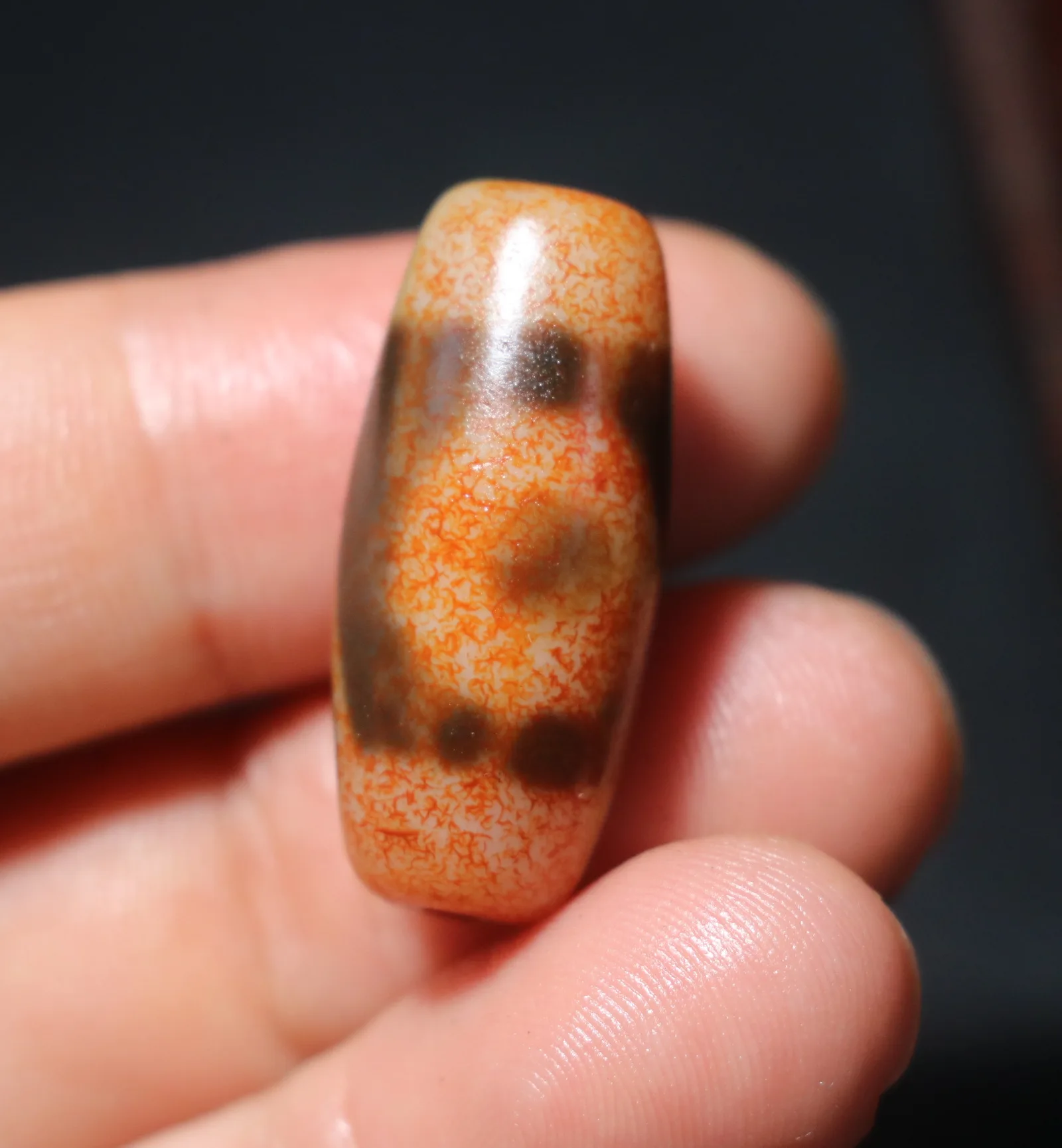 

No.210126N14 Magic Power Tibetan Old Agate Oily Patina One Eyed Mountain Peak dZi Bead Fit For Making Bracelet Good Saurces