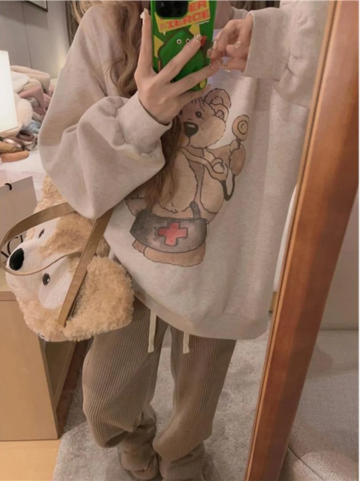 Unique plus Size 300 Pou round Ne Fce Lined Bear Sweatirt Women's Autumn Winter Loose Flattering Versatile Top