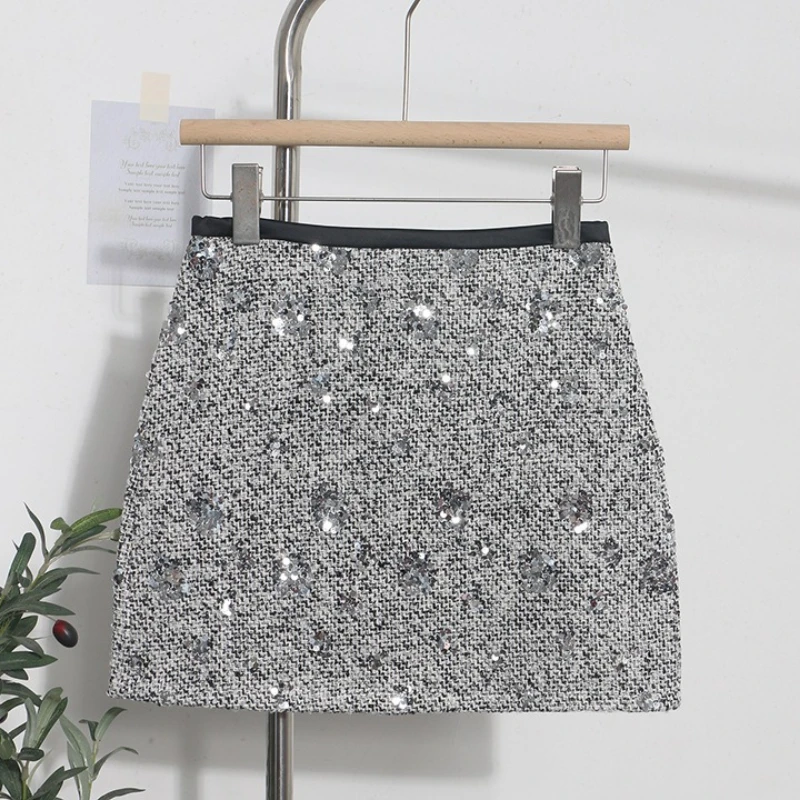 

Women Shiny Sequins High Waist Mini Skirts Zipper Solid Color Spring New Slim A Line Short Skirt Elegant Fashion 2026