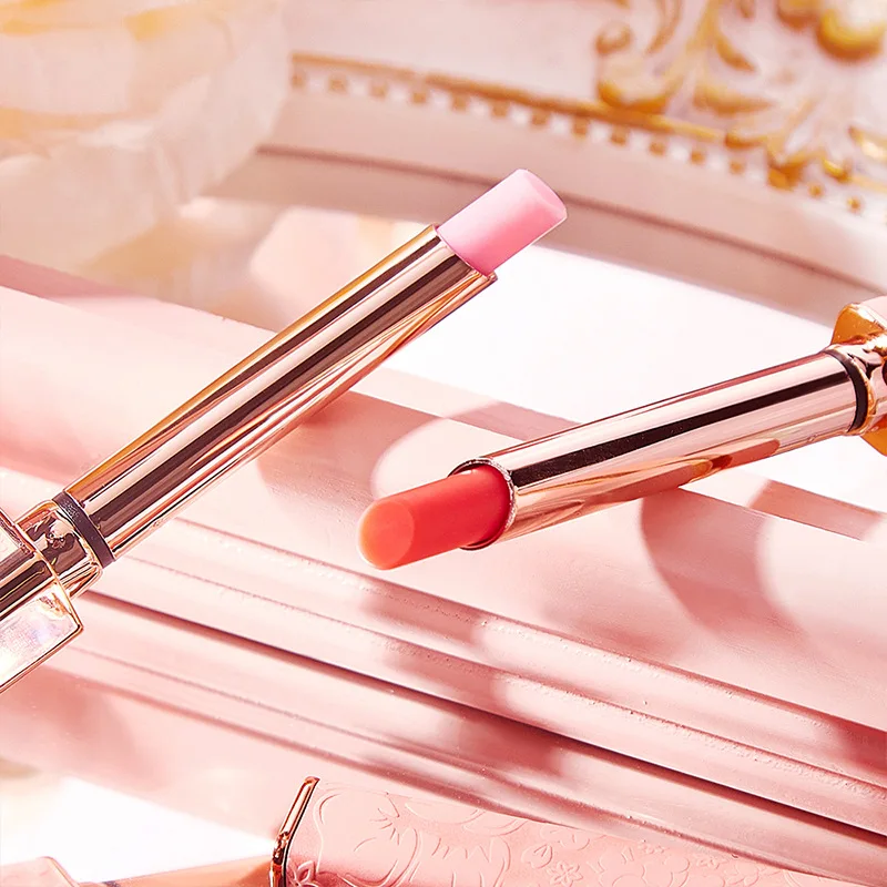 ลิปสติกติดทนนานกันน้ําเม็ดสีสูง Lip สีแดงครีมสูตร Soft Nude Velvet Hydrating GLOSS Moisturizing