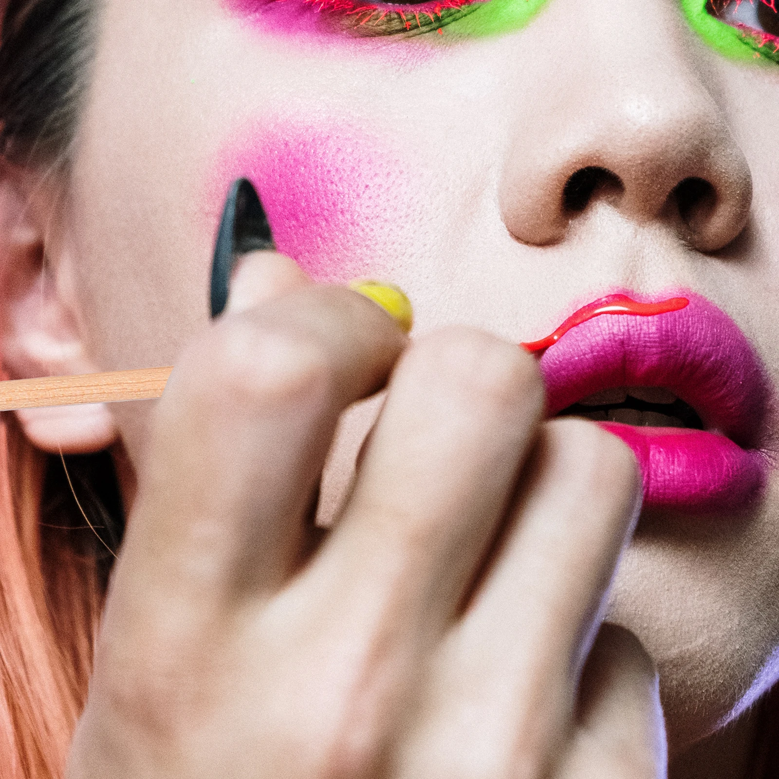 

60Pcs Watercolor Oil Painting Brushes Nylon Detail Brush Set Artist Paintbrushes for Acrylic Gouache Miniature Rock Detail Face