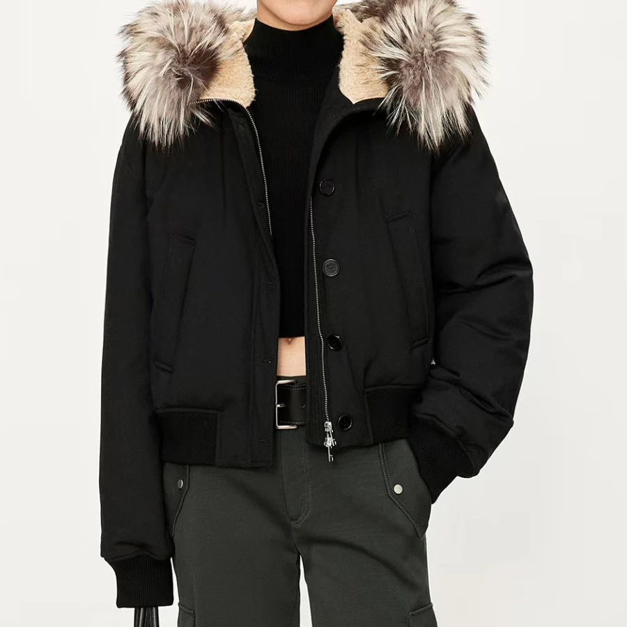 سترة سوداء للنساء من الفرو الطبيعي الأبيض مع زخرفة من الفرو الحقيقي سترة من فراء الثعلب الطبيعي