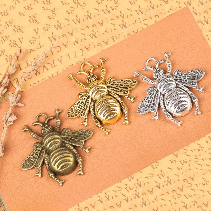 Xingshe Ornament Accessories Wholesale45MMAlloy Bee Vintage Keychain Pendant Sweater Chain PendantDIY