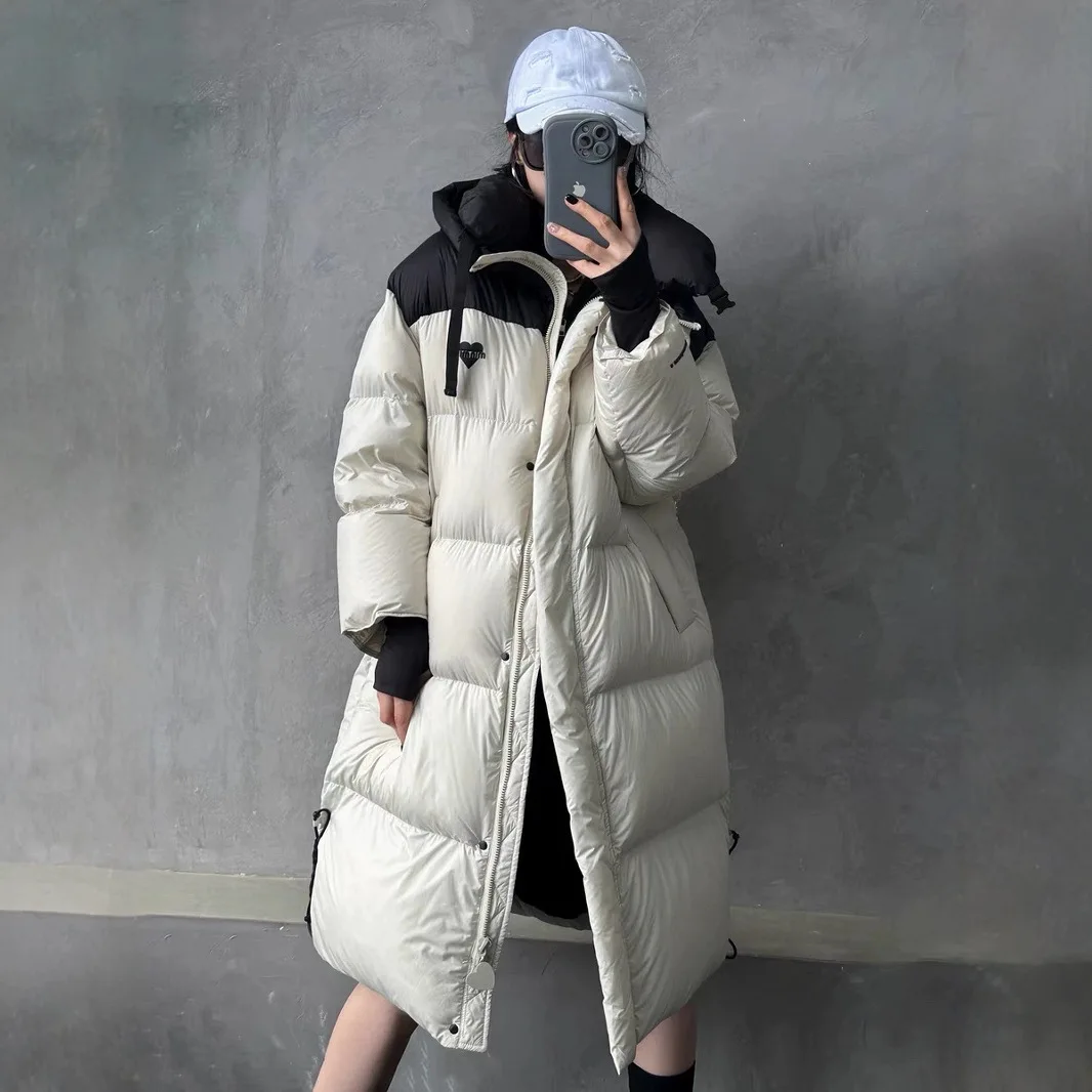 

Новая женская зимняя куртка-пуховик в корейском стиле, утепленная, с контрастными вставками, длинная, до колен, женская куртка-пуховик с эффектом объемного стеганого одеяла, модная