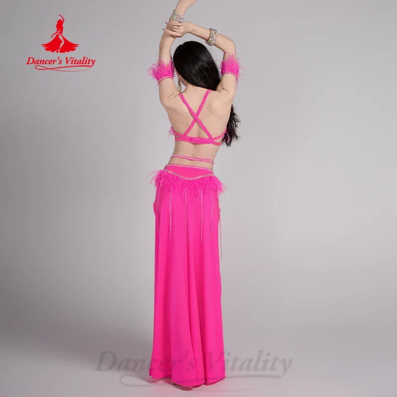 Kostium BellyDance dla kobiet dostosowany luksusowy biustonosz ze strasami + długa spódnica z frędzlami z piór 2 szt. Strój do tańca orientalnego