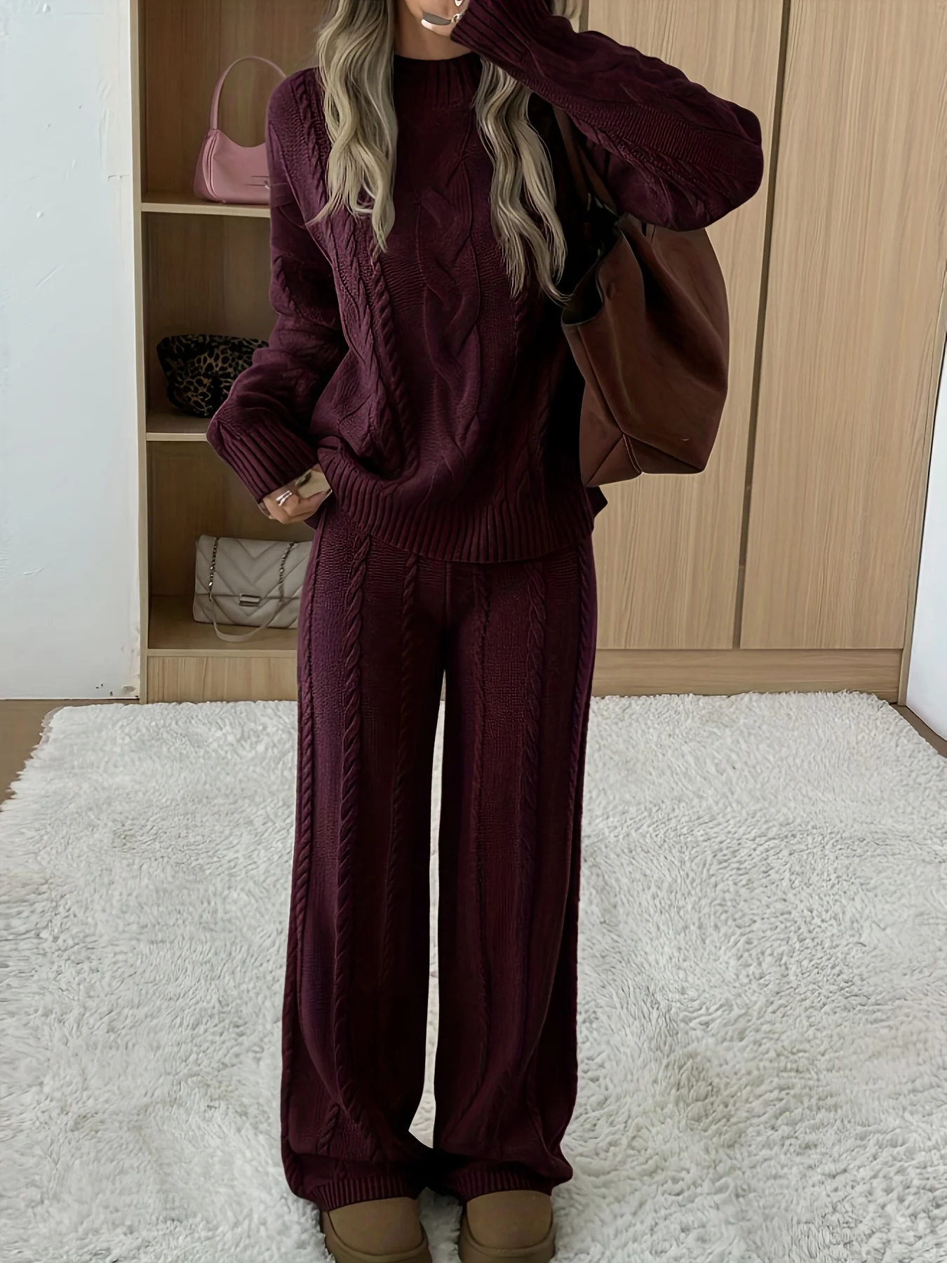 

Уютный коричневый женский комплект из топа с длинными рукавами и брюк на осень-зиму, повседневная одежда.