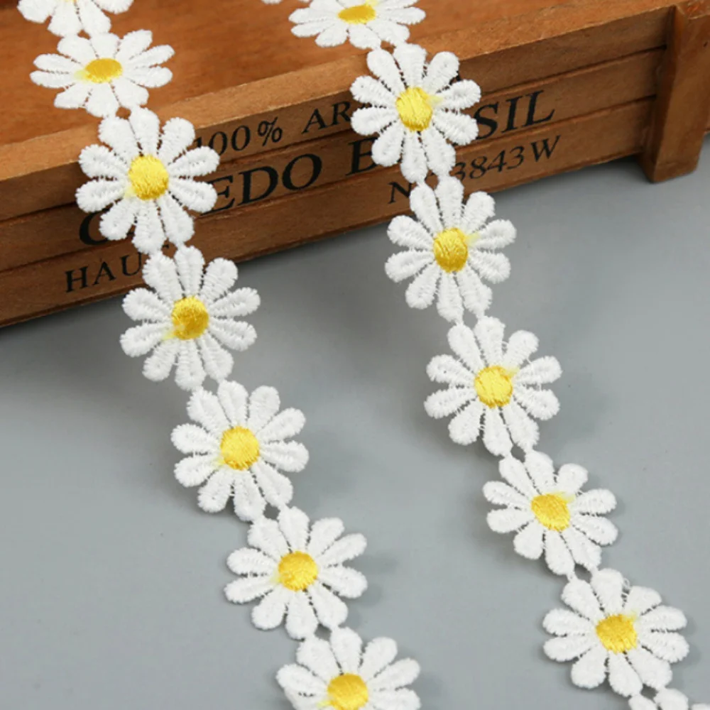 

1 Yards Decorate Shoes and Hats with Yellow Water-soluble Sunflower DIY Milk Silk Spiral Embroidery Lace Clothing Accessories
