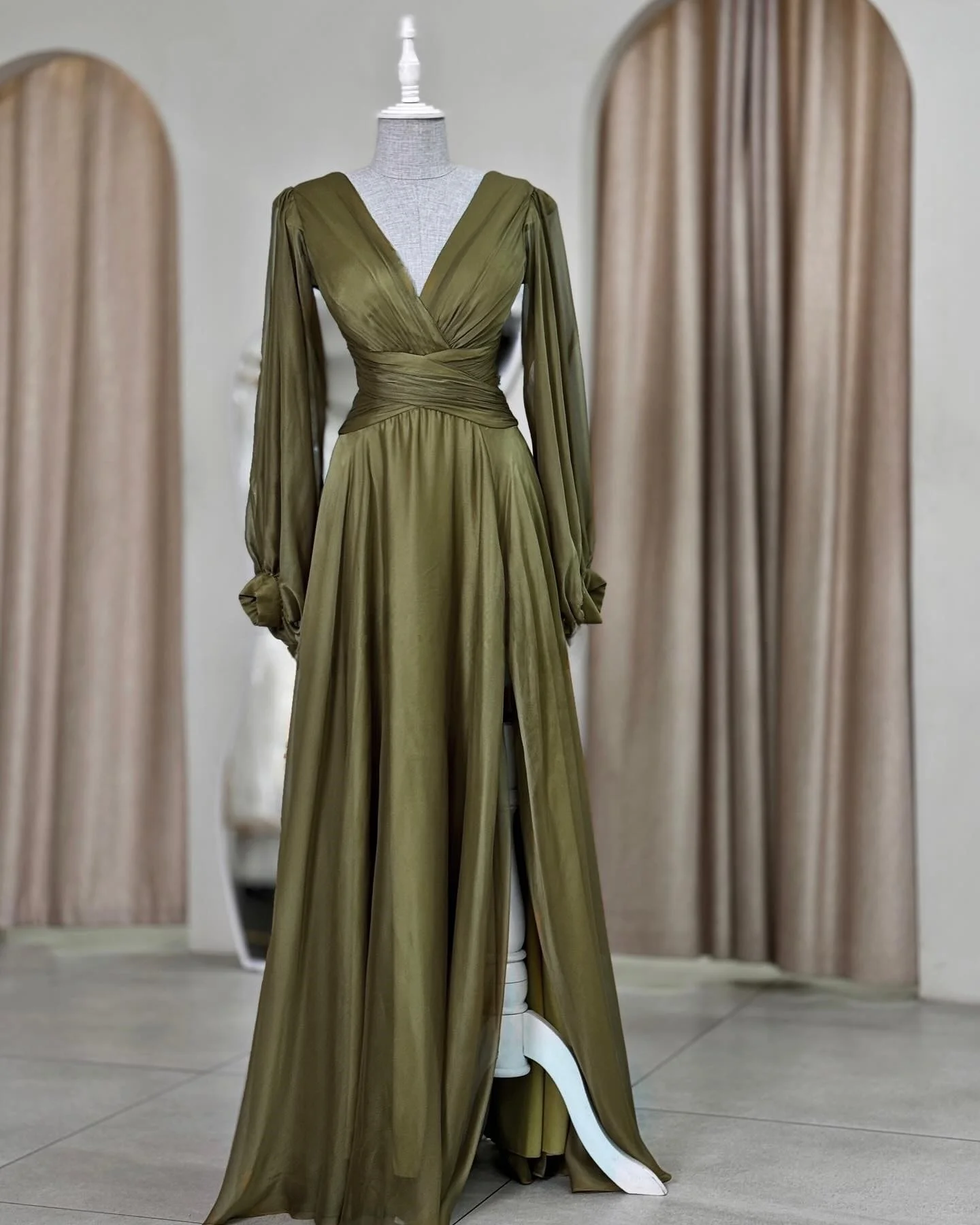 

Customized Sexy Chiffon A-Line Evening Dress High Quality Long Sleeves V-Neck Floor Length فستان سهرة نسائي