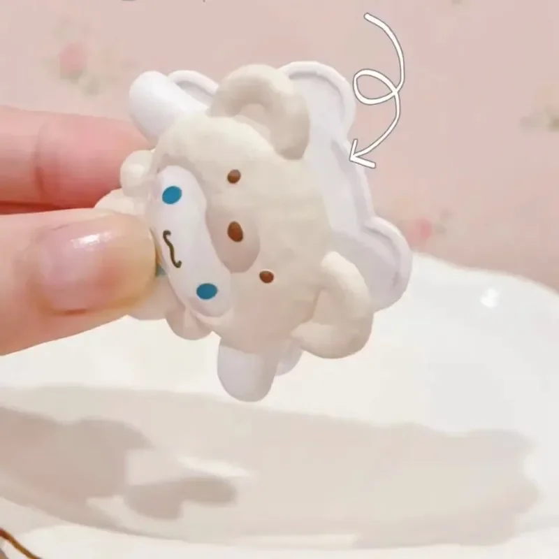 BANDAI Japan Sanrio Hello Kitty Clips Gashapon Figure Anime Cute Cinnamoroll Figurine Kawaii Capsule Toys Gift view 2
