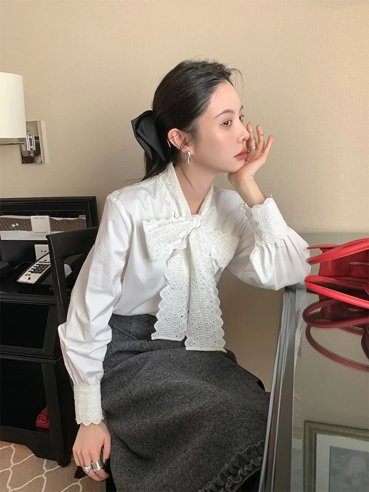 

White Women's Shirt Spring New Style Layered Charming Gentle Lace Trim Base Layer Inner Wear Bottom Shirt Korean Commute Style