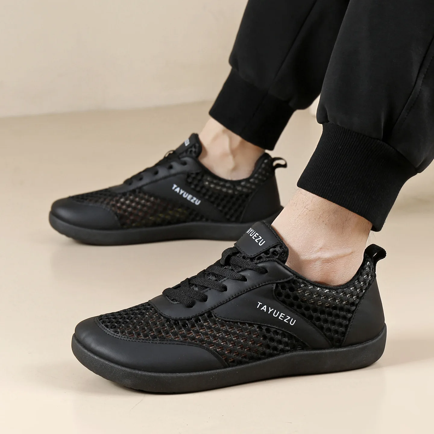 Men's Summer Casual Fashion Versatile Breathable Mesh Soft Sole Wear-Resistant Comfortable Outdoor Running Shoes