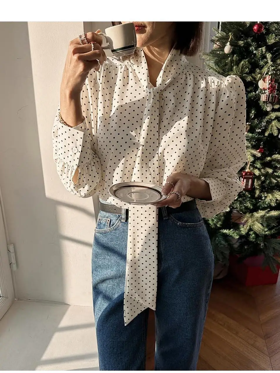 

Женская свободная длинная блузка из шифона в стиле ретро с принтом в горошек, модная драпированная модель для повседневной носки весной и осенью