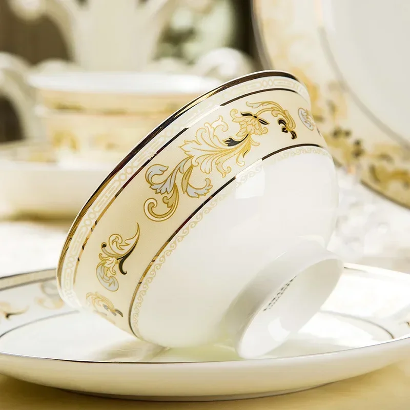 Luxury Tableware Set Golden Bone China Ceramic Plates Dinner Set 58pcs Royal Porcelain Dinnerware