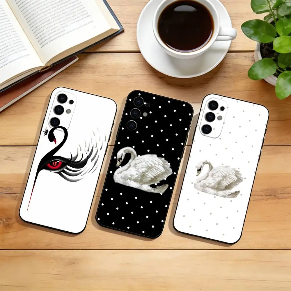 Luxury Black White Swan Phone Case Black Silicone Soft For Samsung S25,S24,S21,S22,S23,S30,Ultra,S20,Plus,Fe,Lite