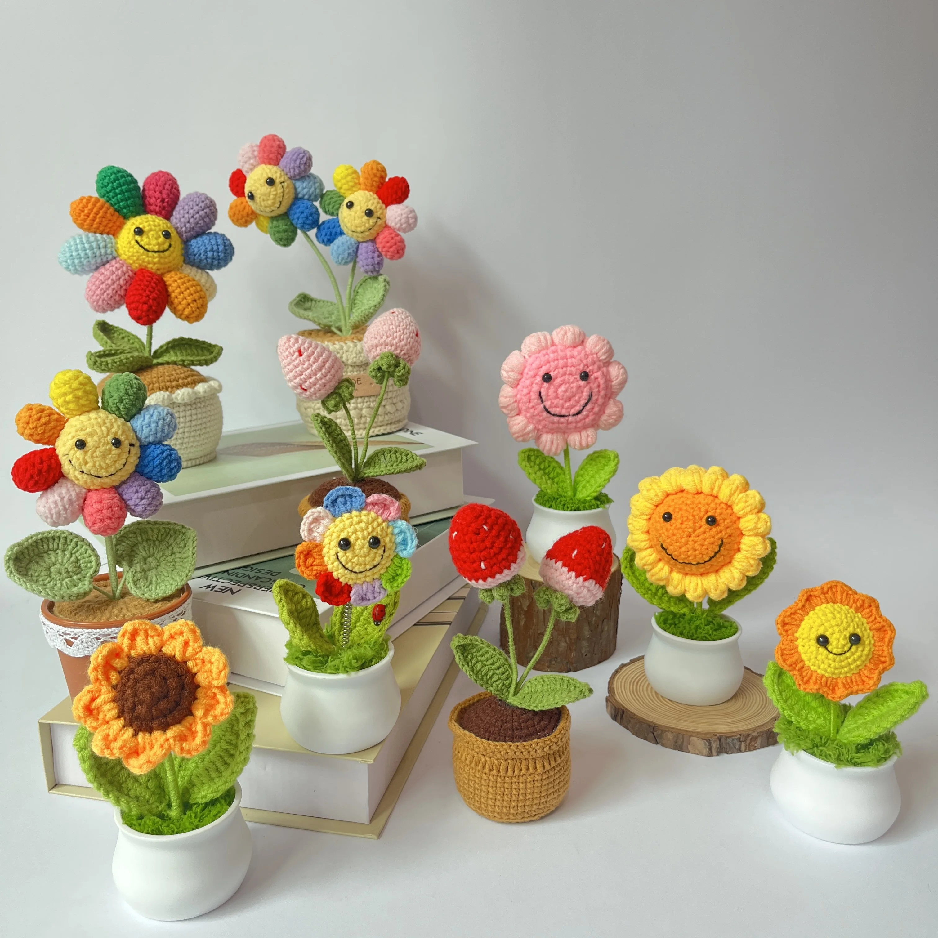 

DIY Handwoven Potted Sunflower Strawberry Office Desktop Ornamental Potted Plants Woolen Thread Finished Product Home Decoration