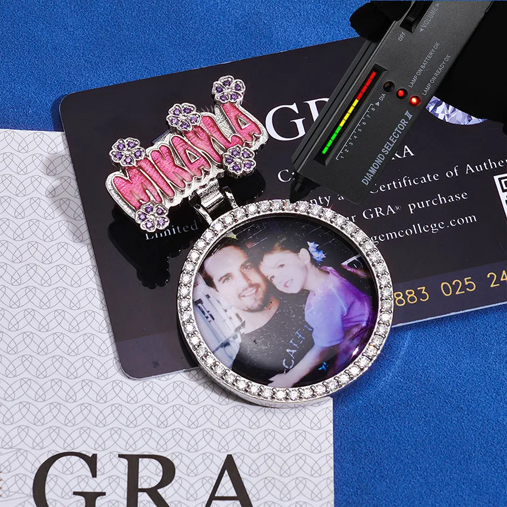 

Хип-хоп Custom Bail Iced Out Vvs Муассанит Алмазная подвеска с изображением памяти Ожерелье 35 мм Круглая фотоцепочка с сертификатом GRA