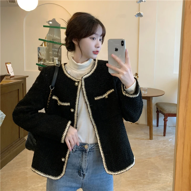 

Французский костюм в стиле ретро, женский корейский стиль, круглый вырез, жемчужные пуговицы, топ с длинными рукавами, осень-зима, повседневный, элитный, универсальный