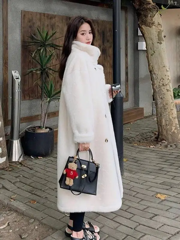 Thickened Long White Mink Fur Jacket Women's New Style Popular Brandless Integrated Leather And Fur Coat Sweet Style Double B...