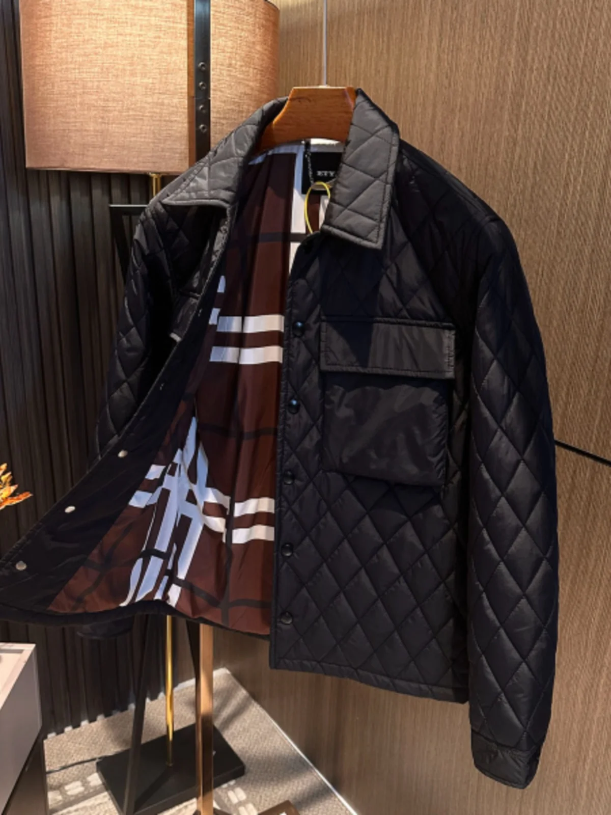 

Italian Sle Lightweight Warm Cotton Jaet for Men with Flap Collar Multi-ket Diamond Pattern Faionable Urban Sle