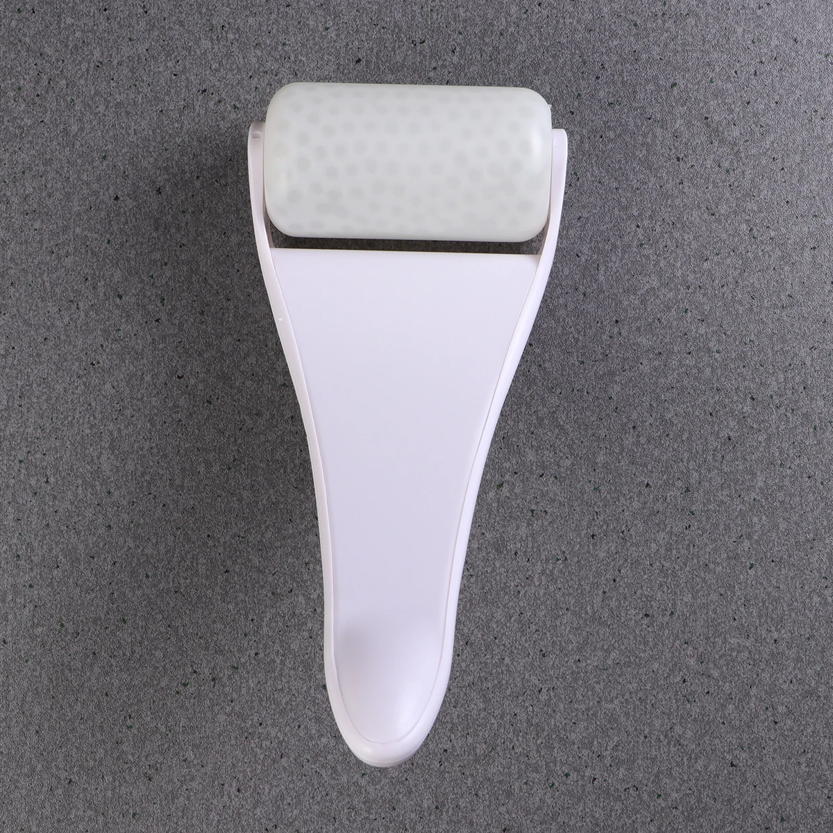 

Facial Ice Roller for Face Eyes Skin Care Scalp Nurse Long Handle Cooling Effect Sedative Allergic Skin Redness