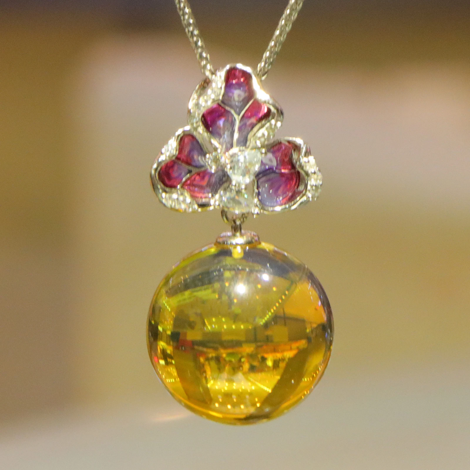 Natural Mexican Blue Amber Pendant in Sterling Silver with Floral Clasp 19mm Round Bead