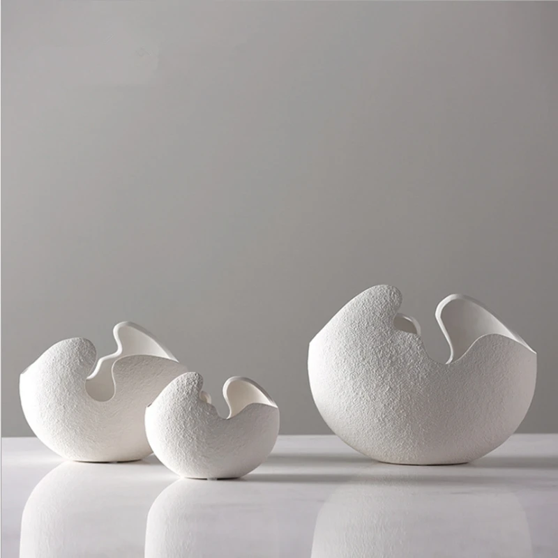 Direct Selling Chinese Jingdezhen Porcelain Vase Creativity Modern Style White Ceramic Vases for Wedding Home Decoration Gift