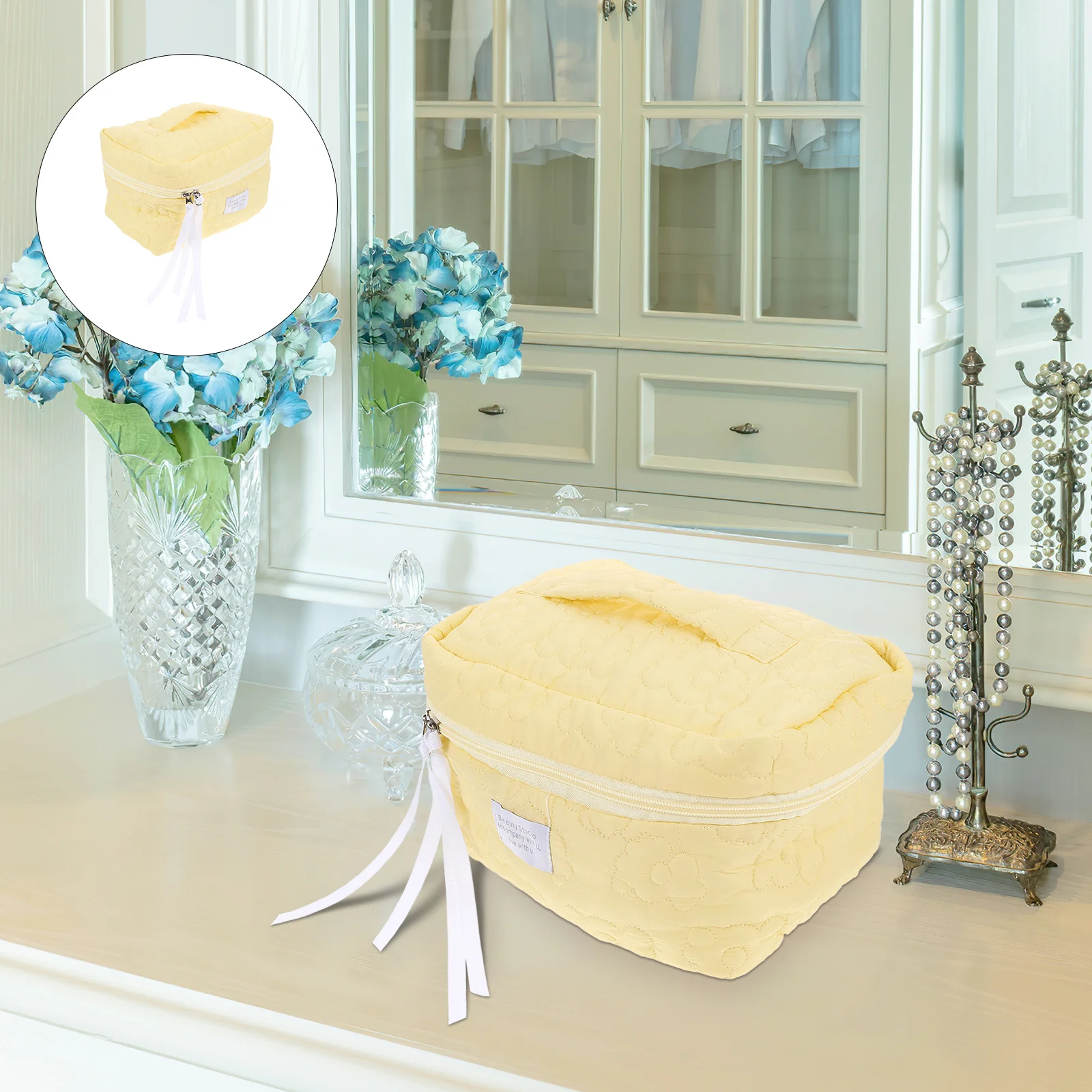 

Large Capacity Makeup Bag for Women Stylish Travel Toiletry Organizer Portable Storage Pouch Makeup Storage Bag